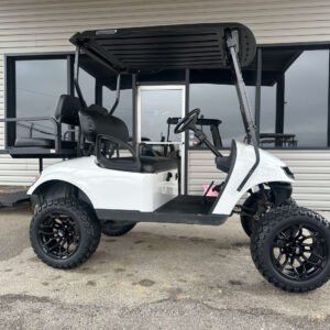 2019 E-Z GO TXT Lifted Gas 4P | White